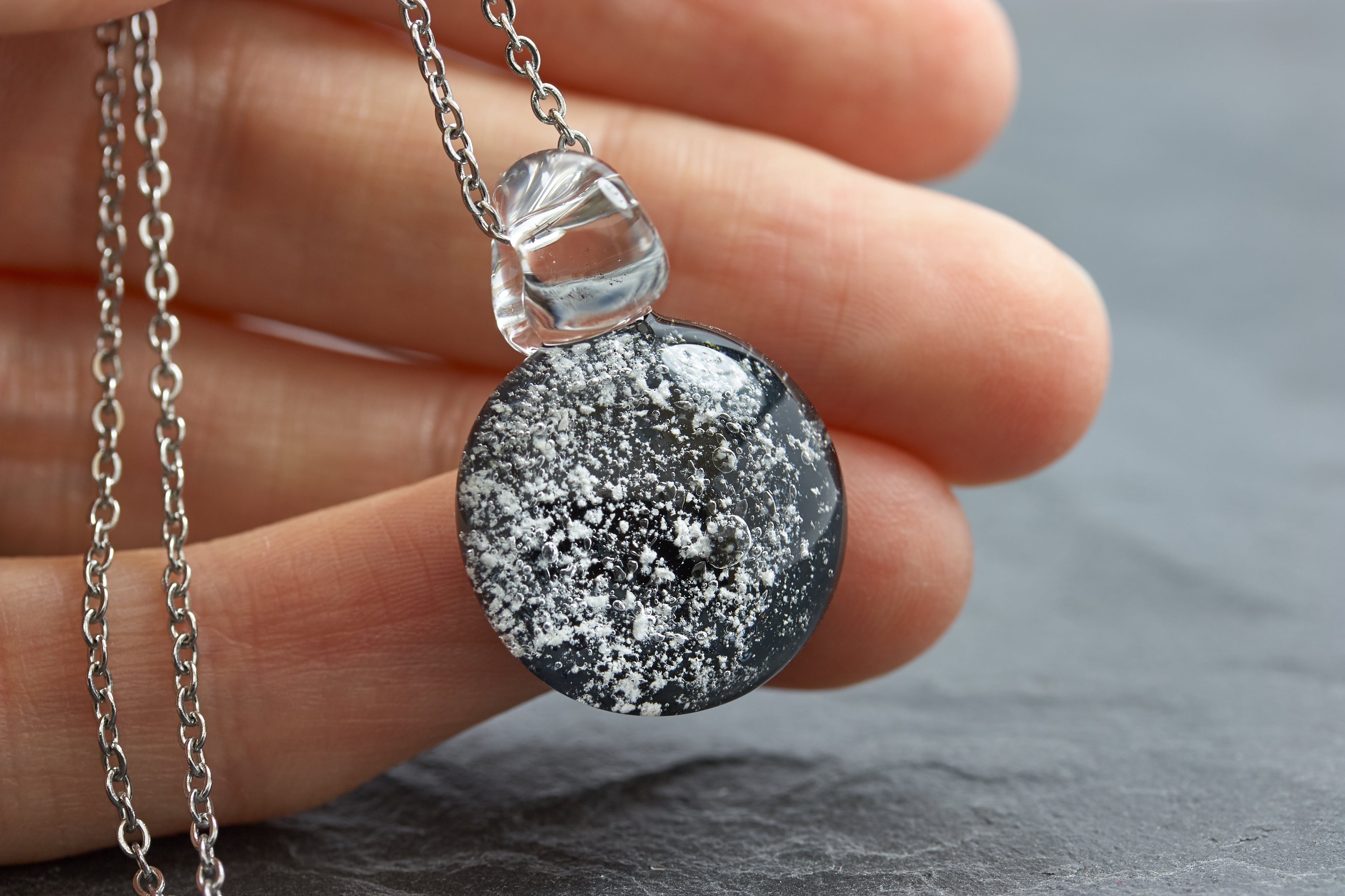 Ascheschmuck